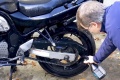 Nettoyer moto  eau